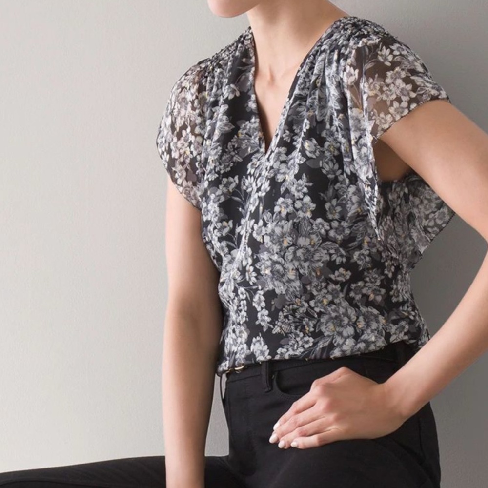 White House Black Market honey floral flutter sleeve v neck top. NWT.